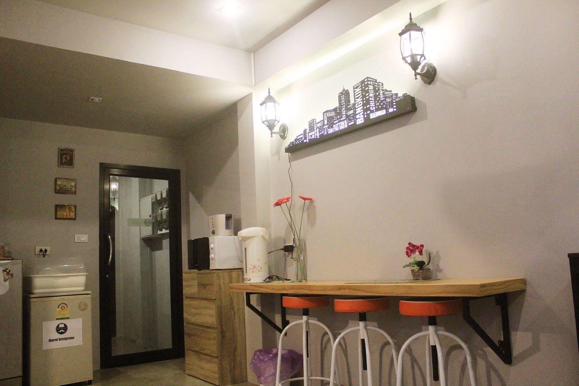 Hip Hostel - Sha Plus Patong Exteriér fotografie